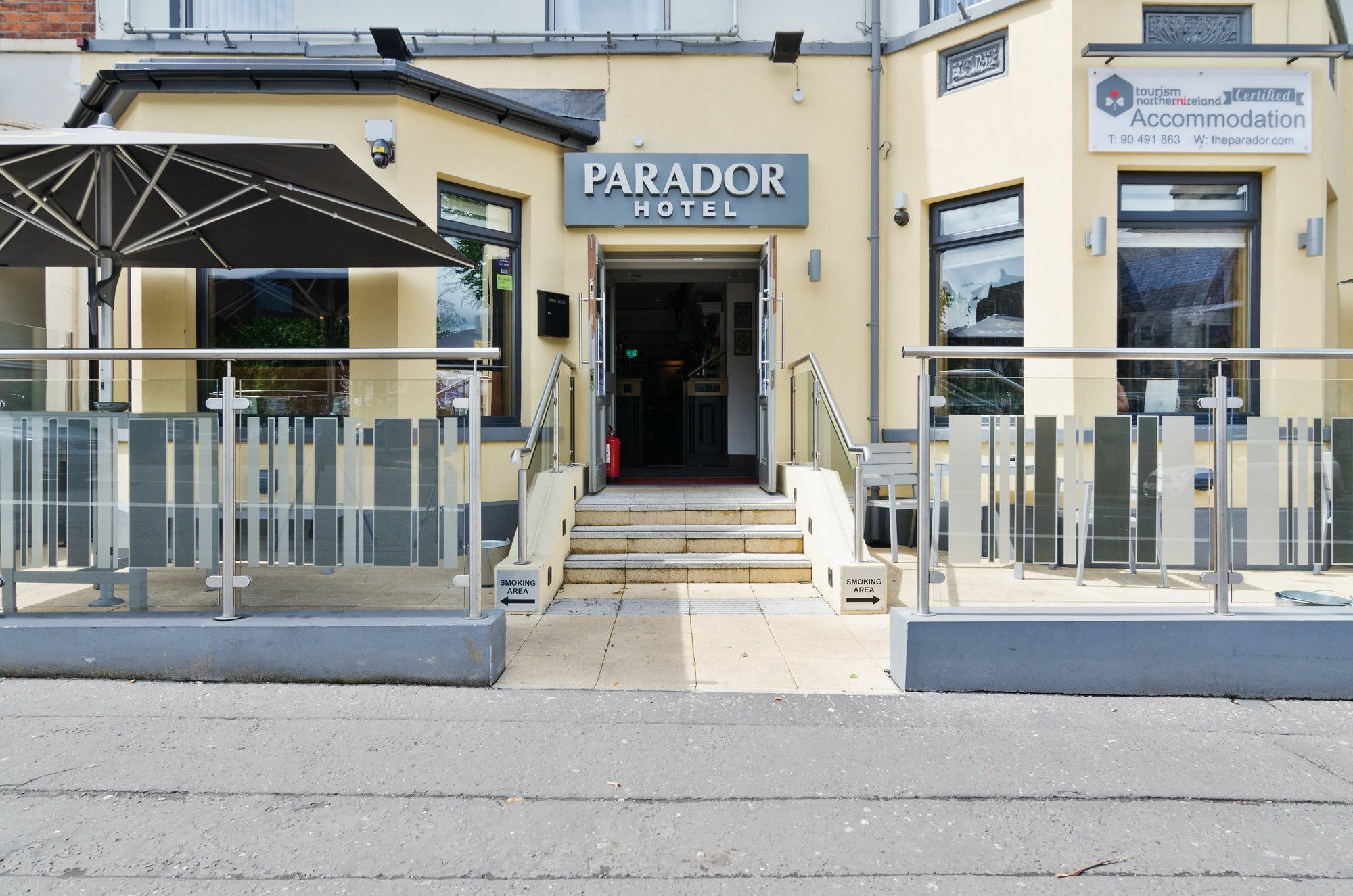 Oyo Parador Lodge Белфаст Екстериор снимка