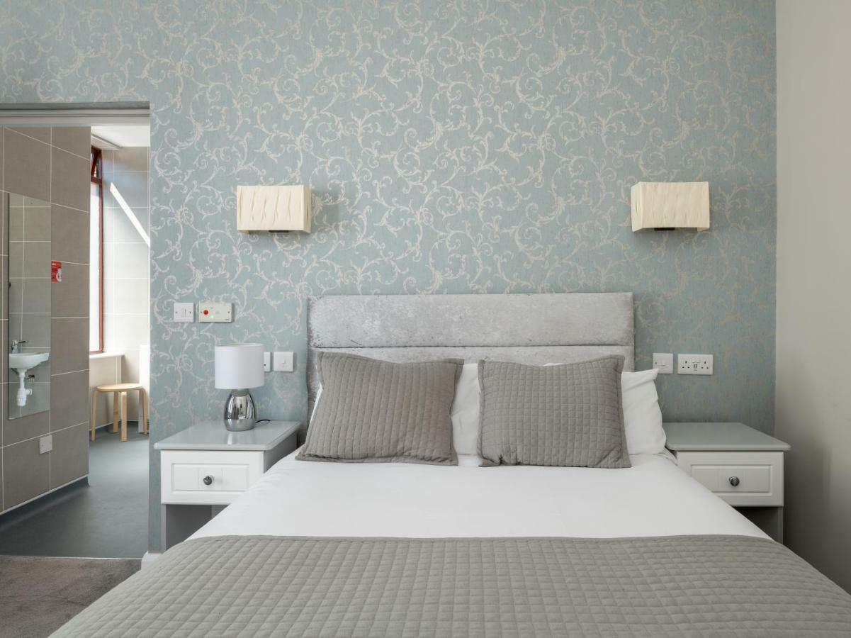 Oyo Parador Lodge Белфаст Екстериор снимка
